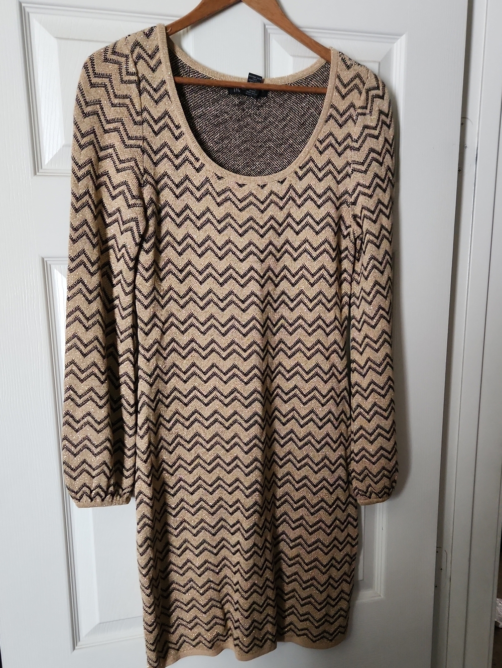 INC International Concepts Beige Chevron Knit Long Sleeve Dress